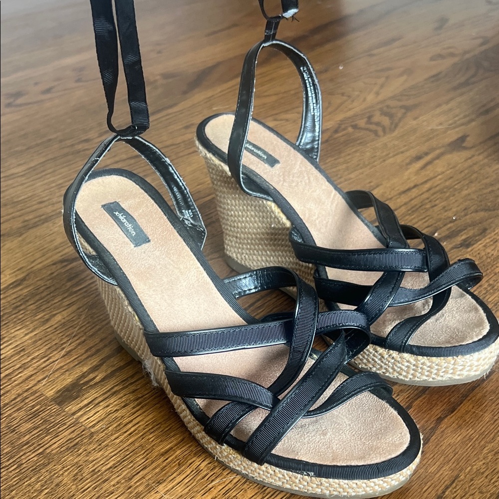Xhilaration Black and Tan Wedge Gladiator Wedge Sandals